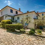 Nika 3 Mit Pool Und Whirlpool 400 By Interhome Apartmán Umag