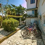 Nika 3 Mit Pool Und Whirlpool 400 By Interhome *