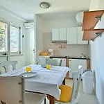 Nika 3 Mit Pool Und Whirlpool 400 By Interhome Apartmán *