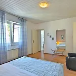 Nika 3 Mit Pool Und Whirlpool 400 By Interhome *