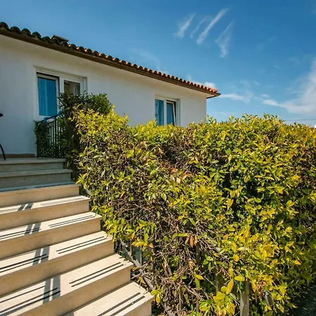 Nika 3 Mit Pool Und Whirlpool 400 By Interhome Apartmán Umag